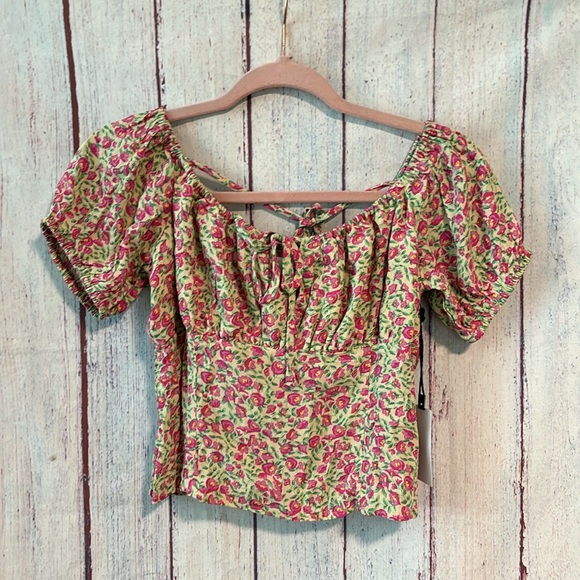NWT ASTR The Label Halter Tie Top in Pink Green Floral - Picture 2 of 8
